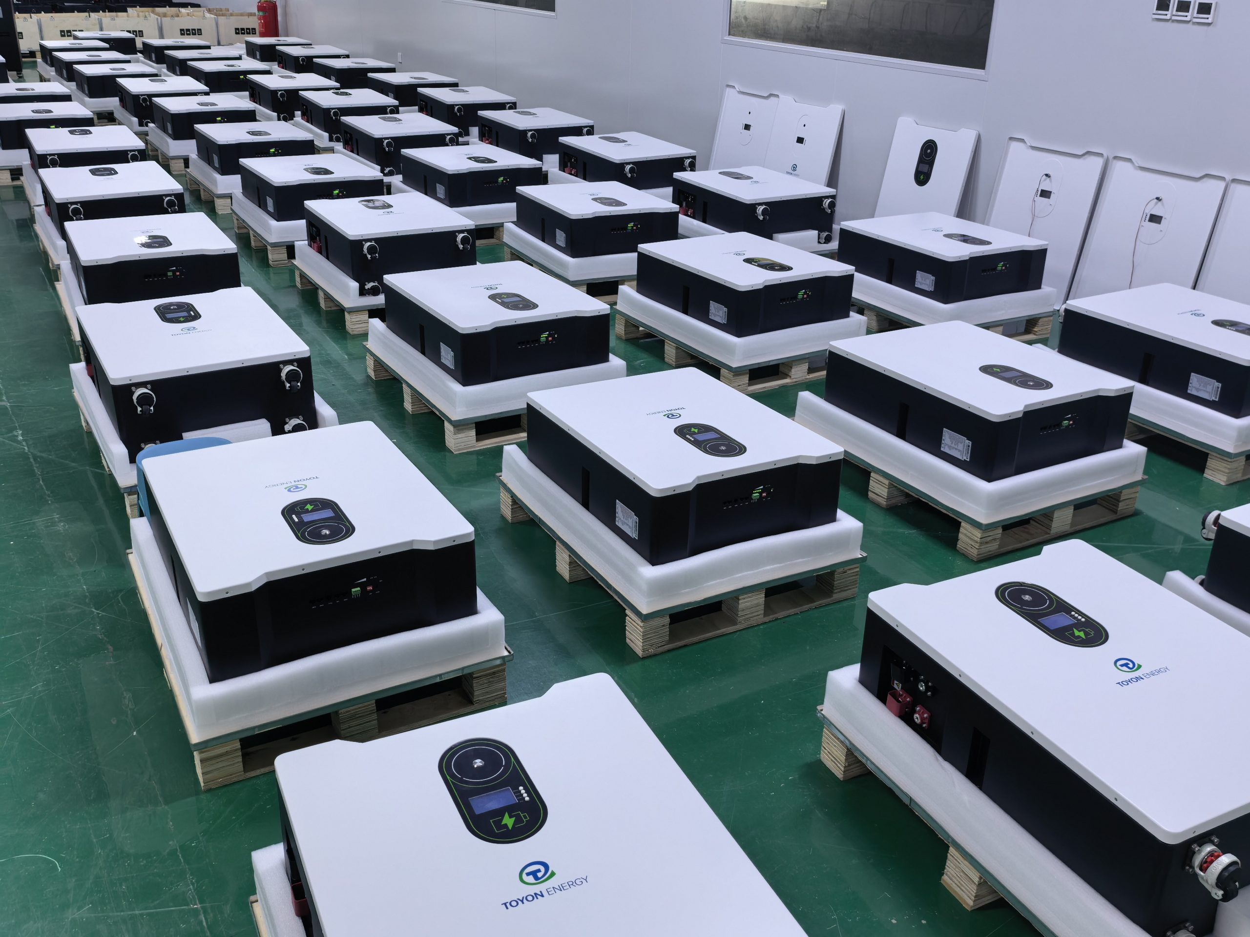 10/15kWh LiFePO4 Battery: In-Stock Energy Storage Solutions for EPC Buyers