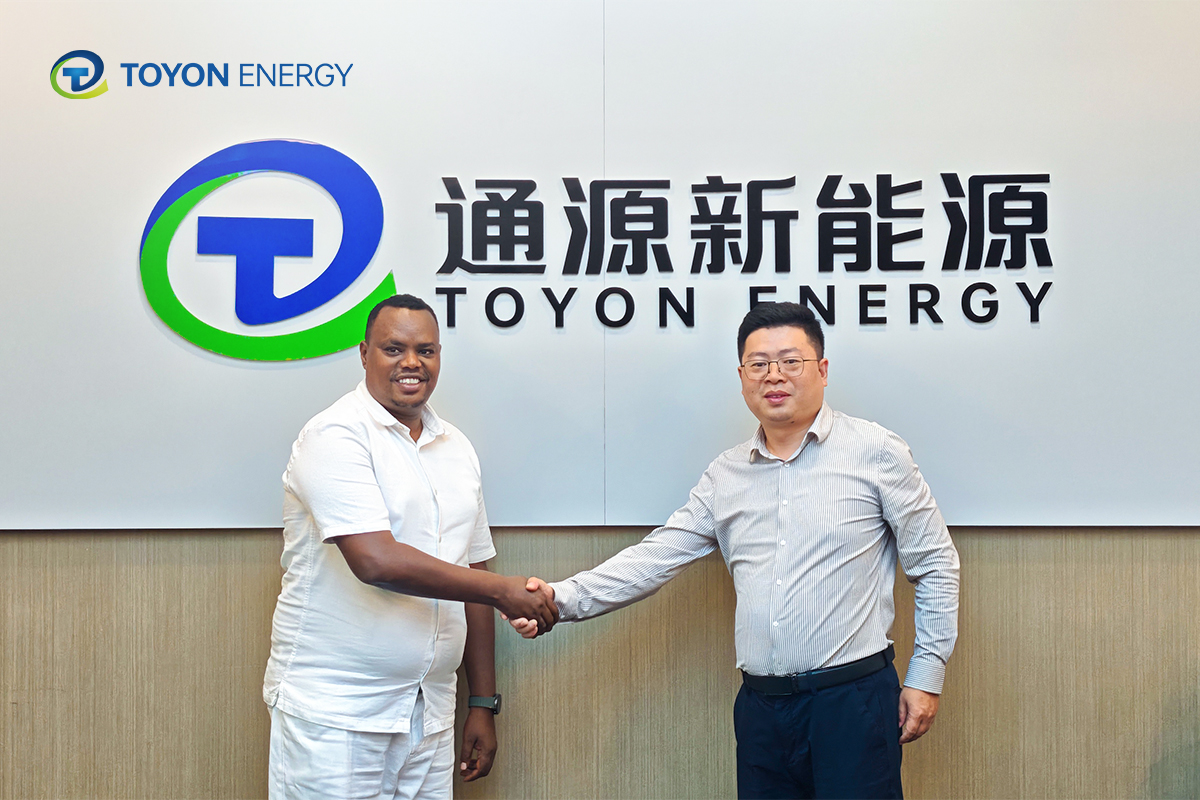 Kenyan Customers Visit Toyon Energy for Factory Tour and Solar Energy Solutions